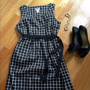 Motherhood maternity dress